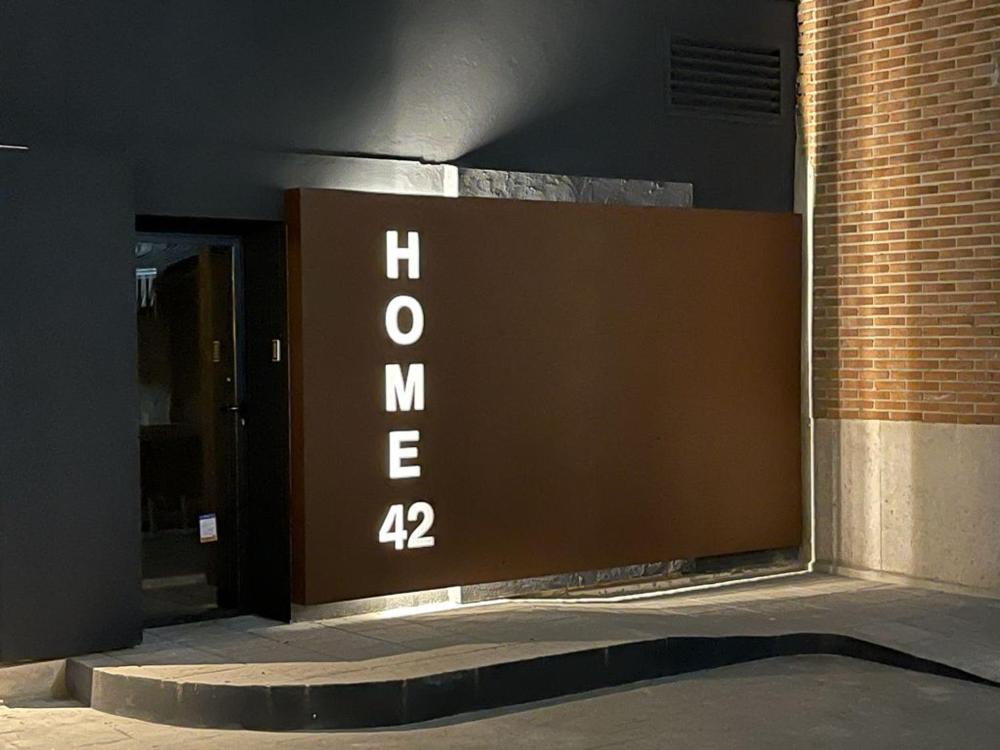 Home42