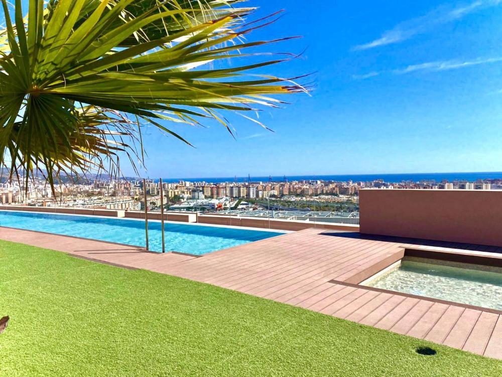 SKY GARDEN - Acogedor apartamento con piscina infinita & vistas